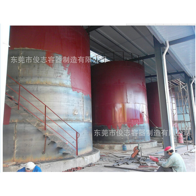 8台100立方立（lì）式（shì）油罐（guàn）