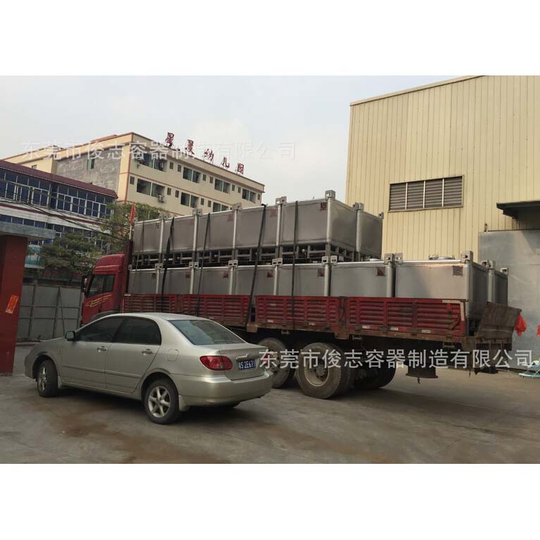 75台（tái）不鏽鋼噸桶