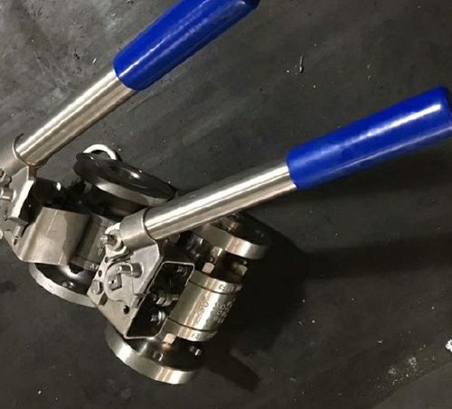 彈簧自動複位球閥