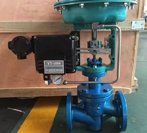 氣動鋼（gāng）襯氟調節（jiē）閥