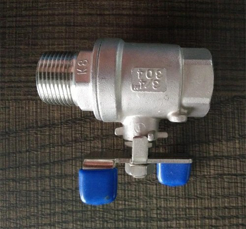 內外絲蝶形（xíng）球閥