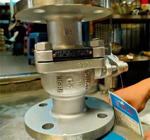 手(shǒu)動C4鋼球(qiú)閥 手動C4鋼球閥