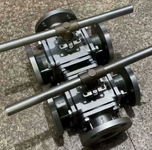 手動高（gāo）平台三通球閥（fá）